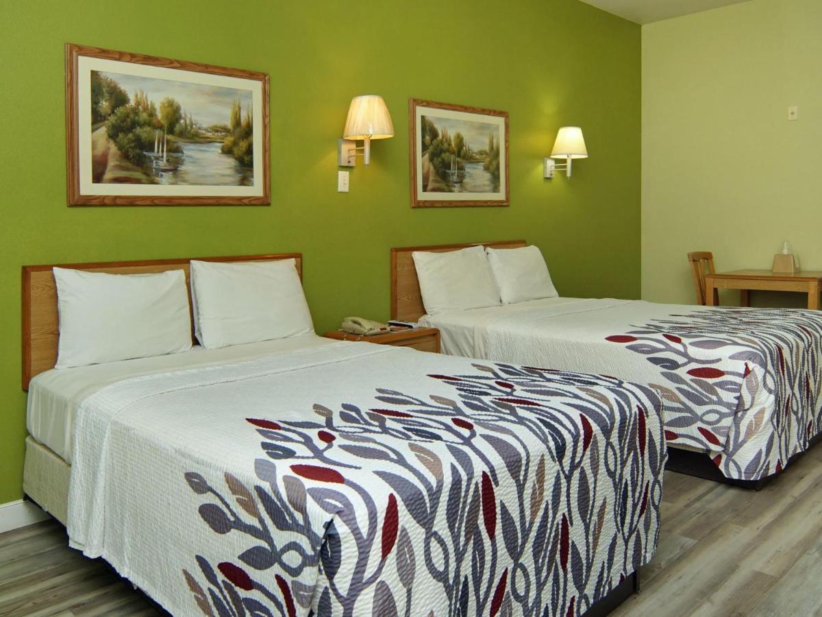 Quality One Motel Вітерфорд Екстер'єр фото