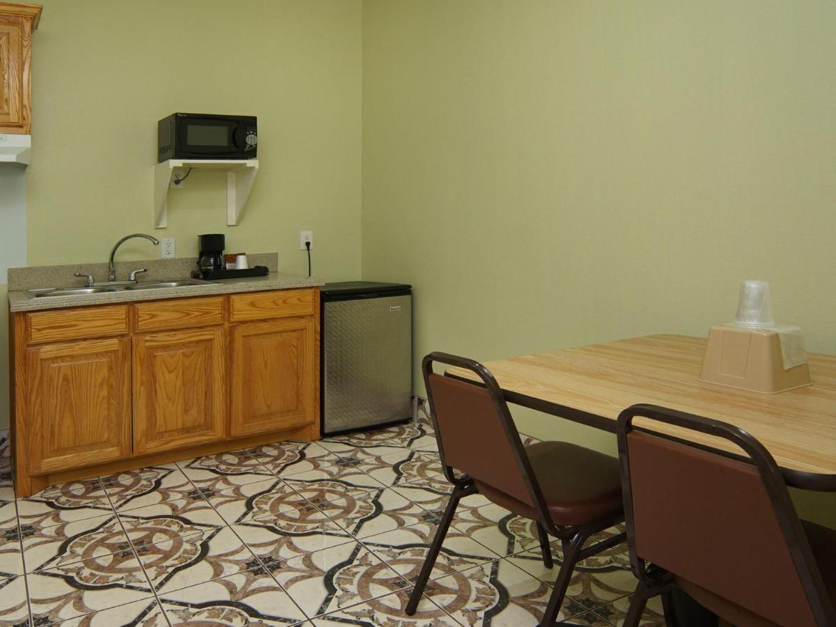Quality One Motel Вітерфорд Екстер'єр фото